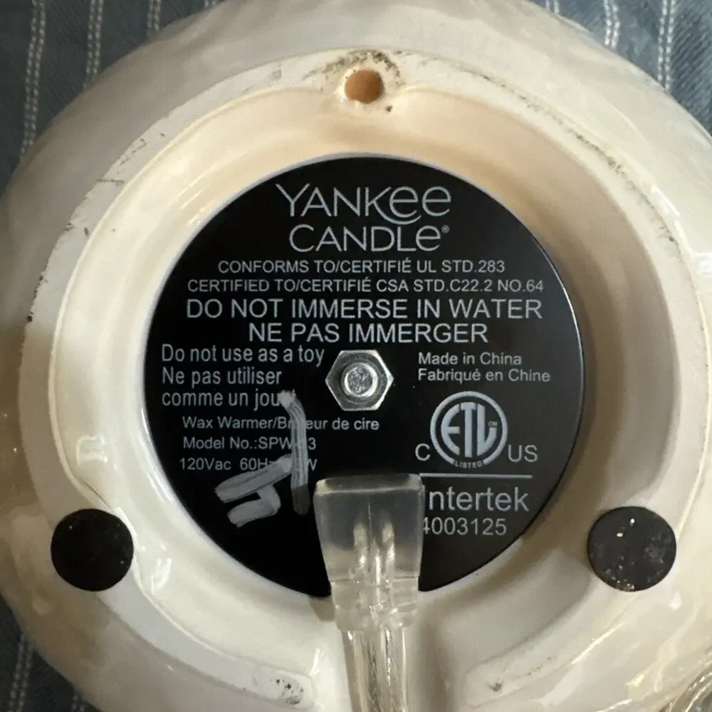 Yankee Candle Scenterpiece Easy Melt Cup Warmer Electric Wax Melter SPW-13